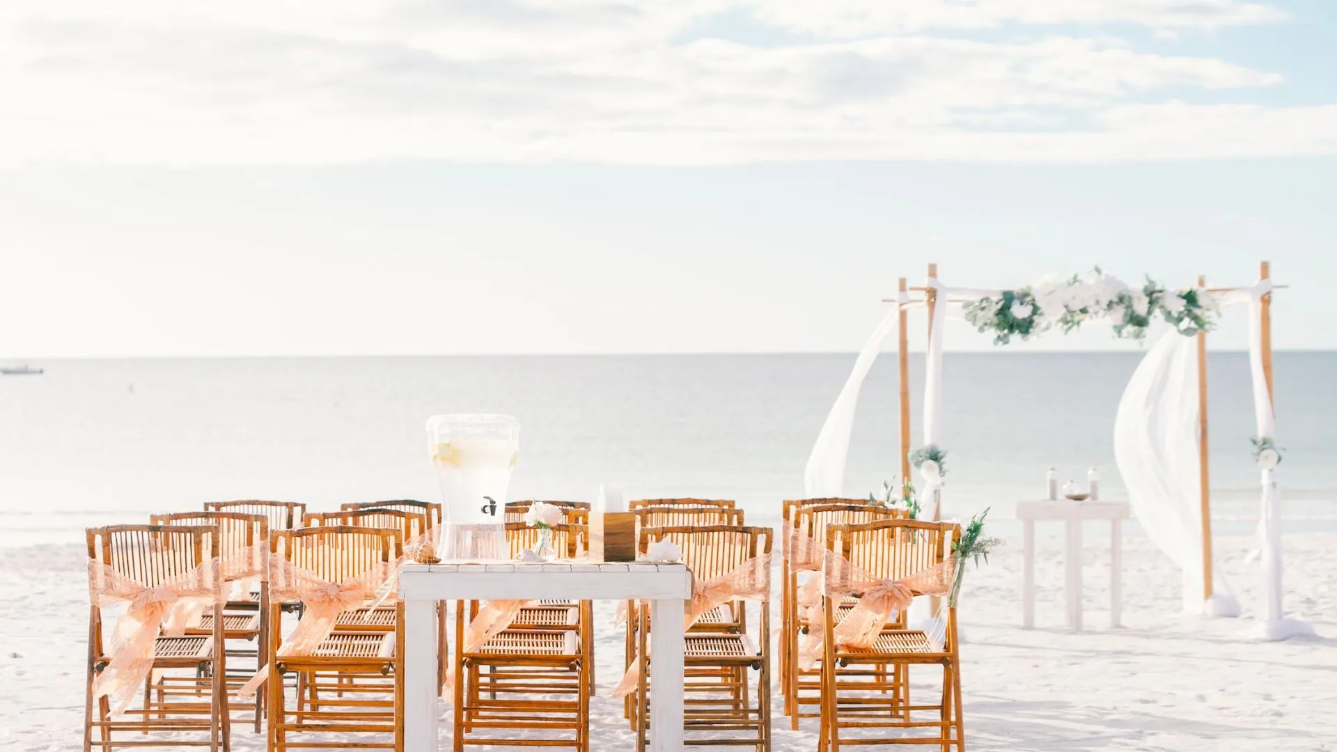 The Best Time to Get Married in Hawaii