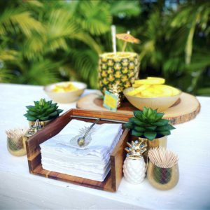 pineapple decor for hawaii weddings