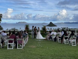 outdoor wedding ceremony at kualoa ranch